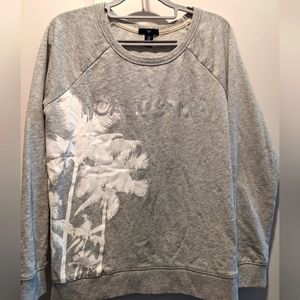 Gray Gap sweater, size medium, in good condition